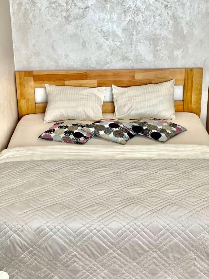 Atlant Luxury Family Apart Поряд З Тц Депот, Безконтактне Заселення Chernivtsi Exterior photo