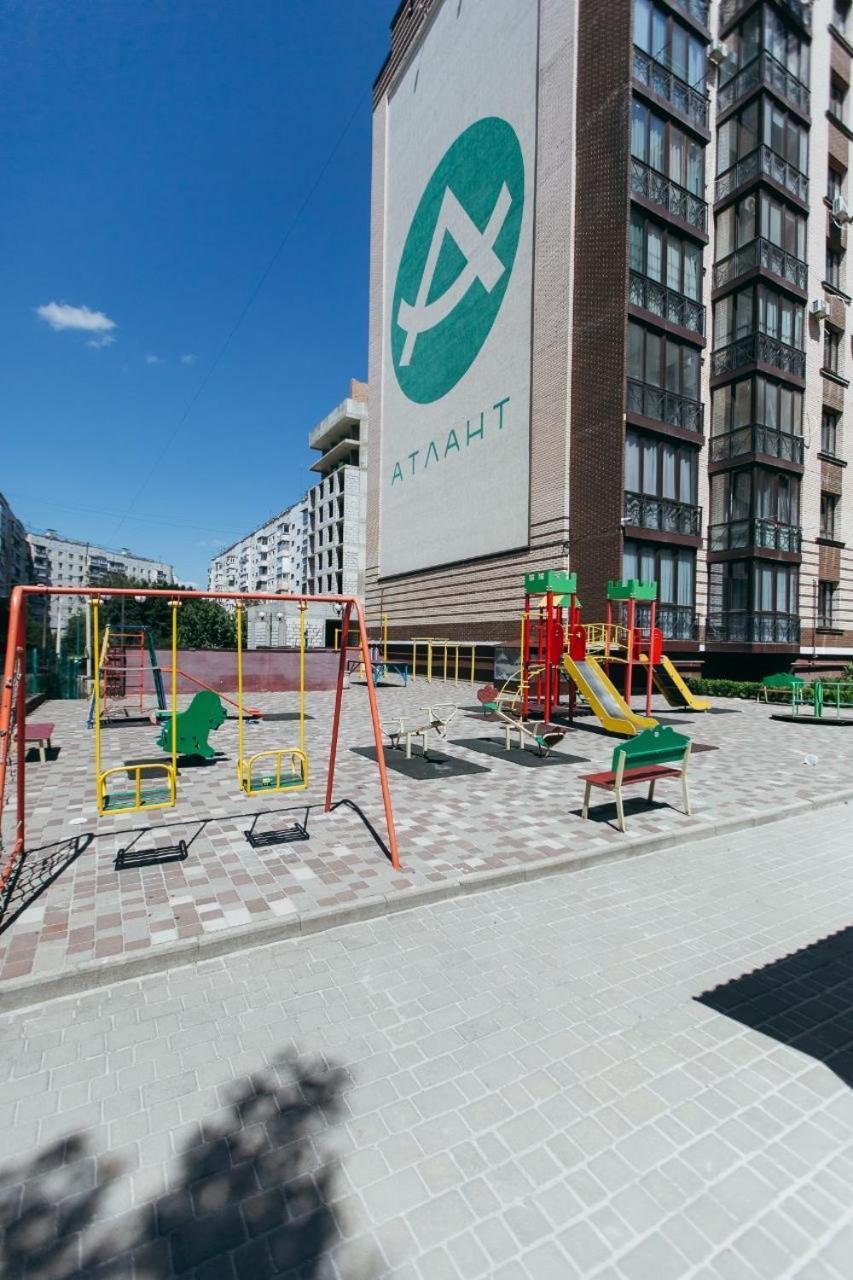 Atlant Luxury Family Apart Поряд З Тц Депот, Безконтактне Заселення Chernivtsi Exterior photo