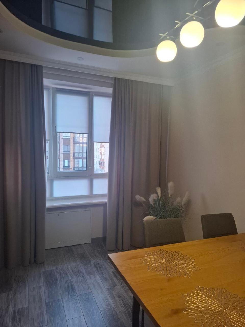 Atlant Luxury Family Apart Поряд З Тц Депот, Безконтактне Заселення Chernivtsi Exterior photo